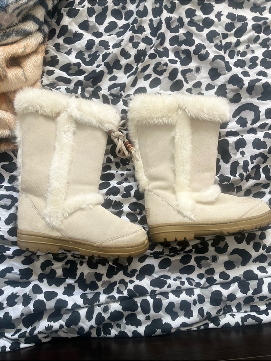 UGG Shoes - UGG  size W6 Women's Cream Suede Faux Fur Mid-Calf Boots